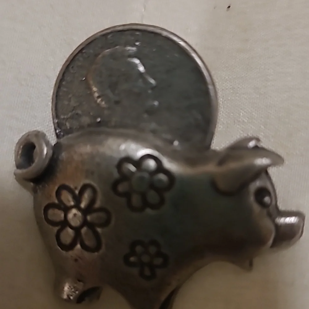 Silver Piggy Coin Charm Pendant - Floral Design Vintage - Picture 2 of 3